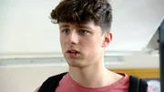 Vince bekommt derweil unerwartet Besuch von der Polizei?