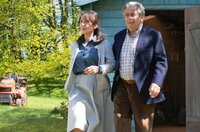 Claude Verneuil (Christian Clavier) mit seiner Frau Marie (Chantal Lauby). Claude Verneuil (Christian Clavier) mit seiner Frau Marie (Chantal Lauby).