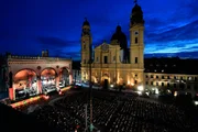Das "Klassik Open Air" auf dem Münchner Odeonsplatz gehört zu den jährlichen Highlights im Musikleben der Stadt.