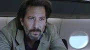 Russ Taylor (Henry Ian Cusick)