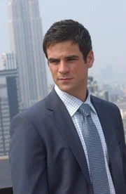 Detective Donald Flack (Eddie Cahill)