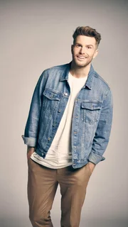 Moderator Joel Dommett