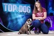 Isabelle mit ihrem Continental Bulldog _Tiffy_.