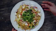 Quinoa Salat mit Soja-Tahinsauce