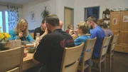 Im familiären Rahmen der Wohngemeinschaften wir regelmäßig zusammen gegessen.