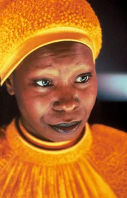 Guinan (Whoopi Goldberg)