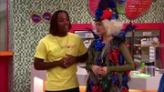L-R: André Harris (Leon Thomas III), Tori Vega (Victoria Justice)