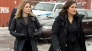 Erin Lindsay (Sophia Bush, l.), Olivia Benson (Mariska Hargitay)