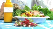 Wurzelgemüse Salat mit Lachs.