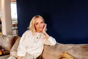 Moderatorin Janin Ullmann.
