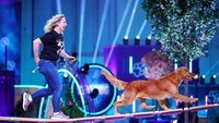 Myriam mit ihrem Golden Retriever "Lucy" in Runde 1. Myriam mit ihrem Golden Retriever "Lucy" in Runde 1.