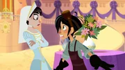 Cassandra (Eden Espinosa), Varian ( Jeremy Jordan)