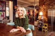 Moderatorin Janin Ullmann.