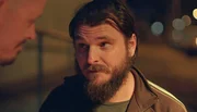 Gary (Justin Rosniak)