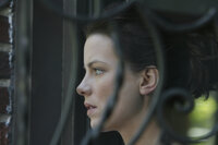 Eine schwere Zeit wartet auf die Reporterin Rachel Armstrong (Kate Beckinsale) ... Eine schwere Zeit wartet auf die Reporterin Rachel Armstrong (Kate Beckinsale) ...