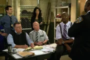 Andy Samberg (Jake Peralta), Joel McKinnon Miller (Scully), Dirk Blocker (Hitchcock), Stephanie Beatriz (Rosa Diaz), Terry Crews (Terry Jeffords), André Braugher (Ray Holt).