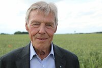 Ende 2018 reichte Josef Göppel gemeinsam mit anderen Einzelpersonen eine Klimaklage gegen die Bundesregierung ein. Ende 2018 reichte Josef Göppel gemeinsam mit anderen Einzelpersonen eine Klimaklage gegen die Bundesregierung ein.