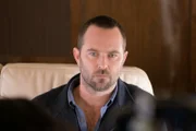 Sullivan Stapleton (Kurt Weller).