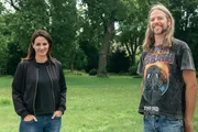 Lisa Gadenstätter forscht nach den Gründen, warum Menschen auf die Corona-Impfung verzichten: Fitnesstrainer Oliver möchte ein politisches Signal senden.