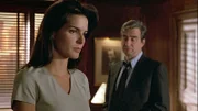 L-R: A.D.A. Abbie Carmichael (Angie Harmon), Jack McCoy (Sam Waterson).