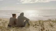 Jule (Mala Emde) und Jan (Anton Spieker) erreichen das Meer.