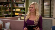 Anger Management Season2 EP CHARLIE SCREWS A PRISONERS GIRLFRIEND, Anger Management Staffel2 EP Charlie macht Geschenke