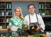 Silvia Schneider, Max Stiegl (?Der vergessene Brokkoli mit Mangalitza-Reis? und ?Paprikahenderl?).