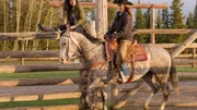 Tricia (Laara Sadiq, l.), Amy (Amber Marshall)
