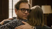 Dr. Jason Bull (Michael Weatherly, l.); Kate Martin (Sonya Harum, r.)