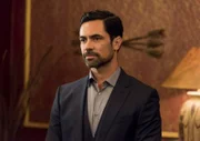 Miguel Galindo (Danny Pino)