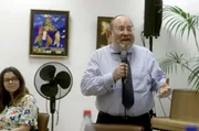 Andy Steiman ist Rabbiner in Frankfurt am Main. Er sagt: ?Wenn man keinen Humor mehr hat, ist man nicht mehr am Leben."