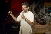 Der israelische Comedian Tom Aharon bei einem Auftritt in Tel Aviv