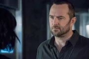 Sullivan Stapleton (Kurt Weller).