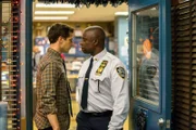 (l-r)Andy Samberg as Jake Peralta, Andre Braugher as Captain Ray Holt