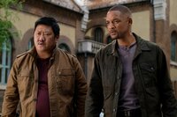 L-R: Baron (Benedict Wong), Henry Brogan / Junior (Will Smith). L-R: Baron (Benedict Wong), Henry Brogan / Junior (Will Smith).