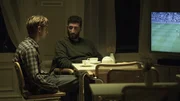 Dem geduldigen Assad (Fares Fares, r.) gelingt es, Kontakt zu dem verschlossenen Uffe (Mikkel Boe Følsgaard, l.) aufzunehmen.