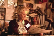 Jean Anderson (Frances Sternhagen)