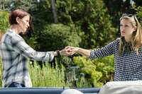 Ist es wirklich eine gute Idee von Alex (Chyler Leigh, l.) und Kara (Melissa Benoist, r.) an den Ort ihrer Kindheit zurückzukehren? Ist es wirklich eine gute Idee von Alex (Chyler Leigh, l.) und Kara (Melissa Benoist, r.) an den Ort ihrer Kindheit zurückzukehren?