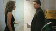 Stella Bonasera (Melina Kanakaredes) und Mac Taylor (Gary Sinise) stehen vor einem Rätsel. Kurze Zeit nach der Entdeckung der ersten Leiche wird ein weiterer Tauchlehrer tot aufgefunden.