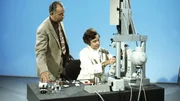 Prof. Hoimar von Ditfurth hatte von 1971 bis 1983 die Leitung der Sendung "Querschnitt".