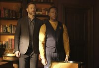Alaric Saltzman (Matthe Davis, l.); Kaleb Hawkins (Chris Lee, r.) Alaric Saltzman (Matthe Davis, l.); Kaleb Hawkins (Chris Lee, r.)