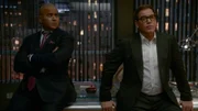 L-R: Chunk Palmer (Christopher Jackson), Dr. Jason Bull (Michael Weatherly)