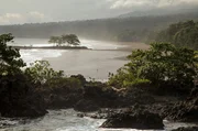 Bioko: Küste am Punto Dolores.