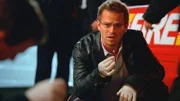 Detective Danny Messer (Carmine Giovinazzo) entdeckt am Fundort der Leiche ein merkwürdiges Keramikteil, das normalerweise in der Raumfahrt Verwendung findet.