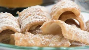 Schnu?rkrapfen.