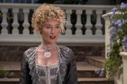 Das Jadeamulett, das Lady Clemency (Victoria Smurfit) trägt, - der "weiße Drache von Hongkong", hat einst den Vorfahren eines chinesischen Gangsters gehört. Nun will er es zurück haben und Passepartout soll es stehlen. Das Jadeamulett, das Lady Clemency (Victoria Smurfit) trägt, - der "weiße Drache von Hongkong", hat einst den Vorfahren eines chinesischen Gangsters gehört. Nun will er es zurück haben und Passepartout soll es stehlen.