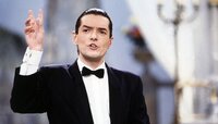 Mit dabei: Sänger Falco mit seinem Hit "Der Kommissar". Mit dabei: Sänger Falco mit seinem Hit "Der Kommissar".