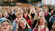Begeisterte Sänger von „Hamburg singt“ und weiteren Chören. Weitere Fotos erhalten Sie auf Anfrage.
