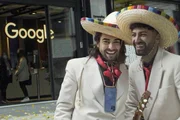 Zwei am Morge
Wir nerven Mitarbeiter mit Werbung
Robin Pickis, Ramin Yousofzai
SRF