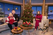 Sebastian Reich mit Amenda (links) und Moderatorin Andrea Lauterbach.